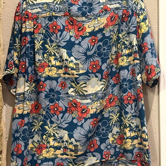 Disney Men's Floral Hawaiian button up Shirt Mickey Donald. &  Pluto - Picture 7 of 14